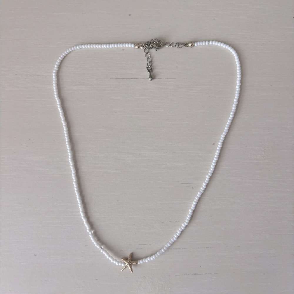 Starfish beaded gold tone costal necklace